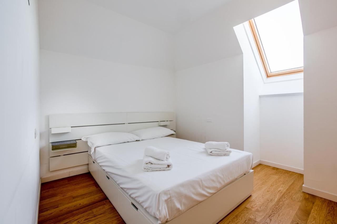 Modern Apt With Terrace, Wifi & Ac Milano Ngoại thất bức ảnh